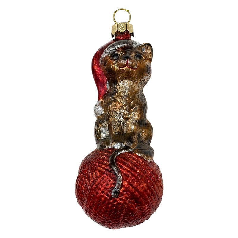 Weihnachtsanhänger Katze mit Mütze auf Wollknäuel Kunststoff bruchsicher Braun Rot 10 cm von Clayre & Eef (67067)