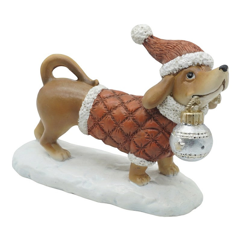 Weihnachtsfigur Hund Dackel mit Weihnachtskugel auf Schneesockel Polyresin Braun Silber 12x5x9 cm von Clayre & Eef (6PR6507)