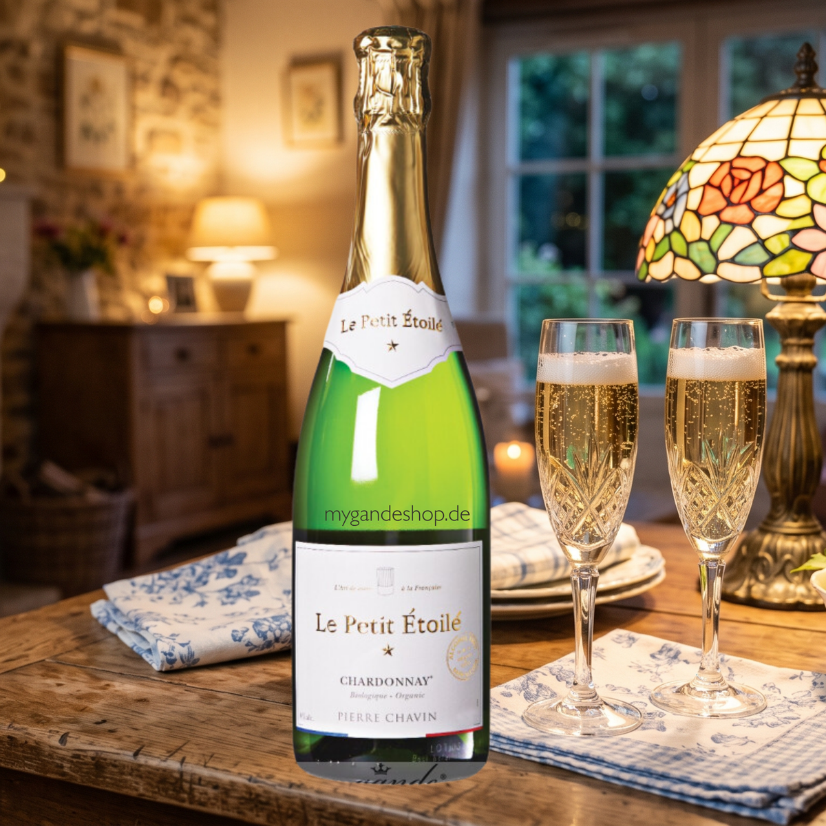 6 x Le Petit Étoilé Chardonnay 0,0 % Vorteilspaket (6 x 0,75 l) – Alkoholfreier Bio & Vegan Sekt