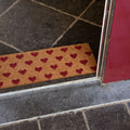 Clayre & Eef Fußmatte Stufenmatte Rote Herzen All-Over Schmal Rutschfest 75 × 22 × 2 cm (MC129)