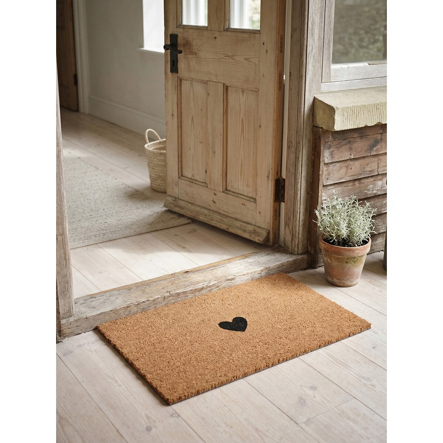 Clayre & Eef Fußmatte Ein Rotes Schwarzes Herz Scandi Purismus Minimalismus Natur Schwarz Rutschfest 75 × 45 × 1 cm (MC307)